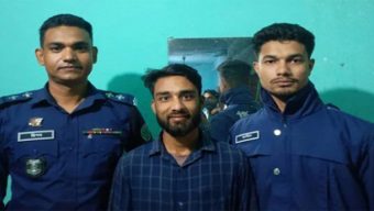 ১১ কোটি টাকা ছিনতাই, সুনামগঞ্জ সীমান্তে গ্রেফতার ১